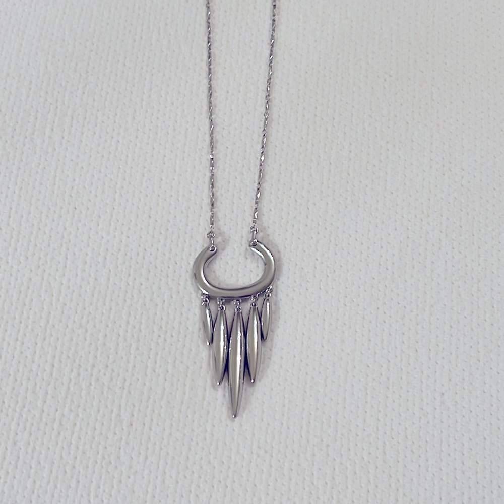 Stella & Dot pendant necklace